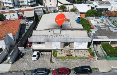 Casa comercial com localização estratégica à venda no farol - r$2.400.000,00