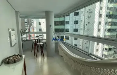 Apartamento com 3 quartos para alugar na Rua 3420, 20, Centro, Balneário Camboriú