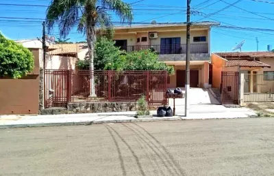 Sobrado com 4 suítes para venda na região norte de londrina