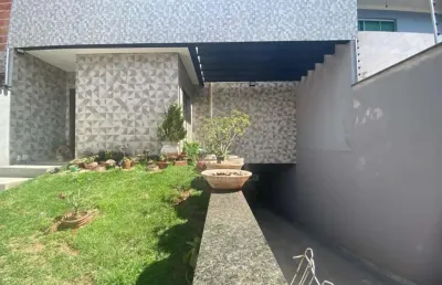 Casa à venda com 3 dormitórios sendo 1 suíte próximo da uel em londrina
