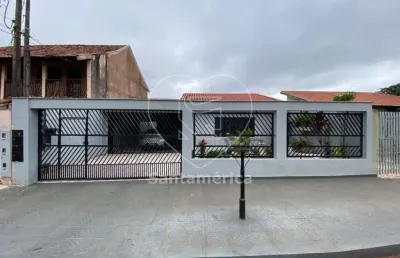Casa à venda com 3 dormitórios sendo 1 suíte na região leste de londrina