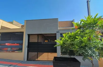 Casa com 3 quartos à venda na Rua Osvaldo Vieira, --, Cafezal, Londrina