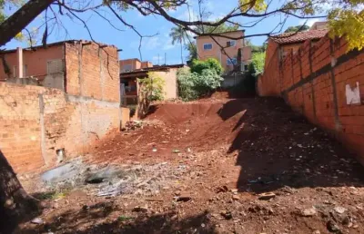 Terreno à venda no jardim paris, na região norte de londrina