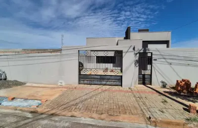 Casa para alugar com suíte master no jardim califórnia