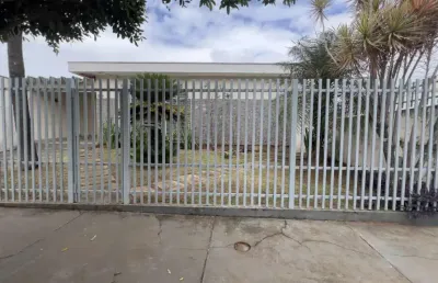 Casa comercial à venda na Avenida Carlos Gomes, --, Lago Parque, Londrina