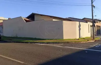 Casa à venda próxima ao estádio do café com 3 quartos e churrasqueira