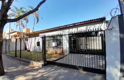 Casa comercial para alugar no centro de londrina, próximo à avenida juscelino kubitschek