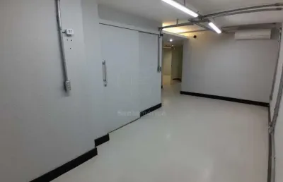 Sala comercial com 300m2 para venda e locação no centro de londrina com 13 salas