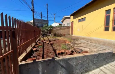 Casa para alugar no leonor com 3 quartos na região oeste de londrina