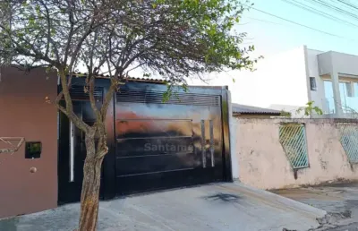 Casa para alugar próxima à avenida maritacas com 2 quartos na região leste de londrina.