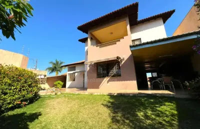 Casa de alto padrão para locação com 3 quartos e cozinha planejada no quebec em londrina