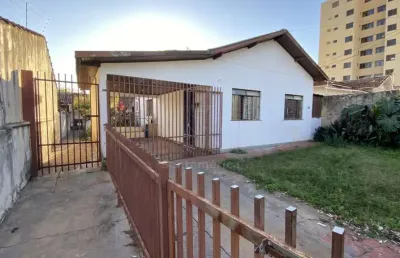 Casa à venda na zona leste de londrina | frente e fundos