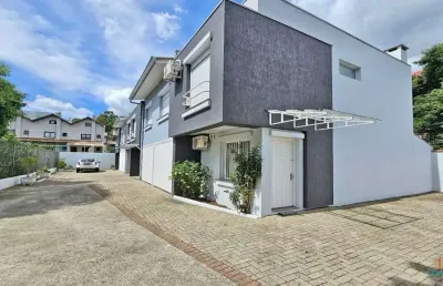 Casa em condomínio fechado com 3 quartos à venda na nossa senhora da saúde, caxias do sul  por r$ 495.000