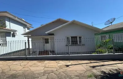 Casa com 2 quartos à venda na nossa senhora de lourdes, caxias do sul  por r$ 650.000