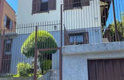 Casa com 3 quartos à venda no rio branco, caxias do sul  por r$ 390.000