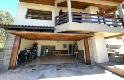 Casa com 3 quartos à venda na nossa senhora da saúde, caxias do sul  por r$ 1.485.000