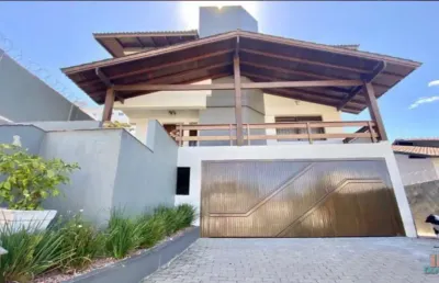 Casa com 4 quartos à venda no vinhedos, caxias do sul  por r$ 1.450.000