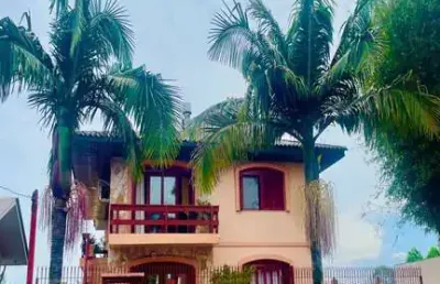 Casa com 6 quartos à venda no desvio rizzo, caxias do sul  por r$ 1.166.000
