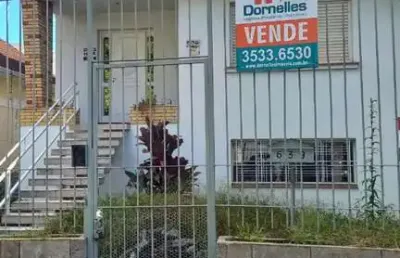 Casa com 3 quartos à venda no centro, caxias do sul  por r$ 850.000