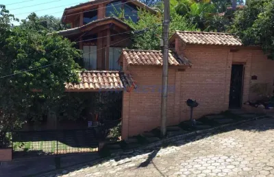 Casa com 3 quartos à venda na rua vereador palmiro telles, 8, centro, joanópolis, 410 m2 por r$ 1.800.000
