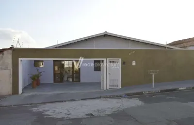 Casa com 3 quartos à venda na rua monsenhor fergo o'connor de camargo dauntre, 377, vila joaquim inácio, campinas, 202 m2 por r$ 750.000