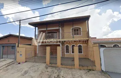 Casa com 3 quartos à venda na rua joaquim gonçalves cunha, 32, parque montreal, campinas, 280 m2 por r$ 600.000
