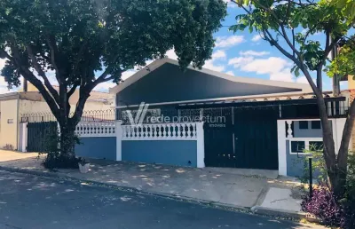 Casa com 3 quartos à venda na rua vasco joaquim smith vasconcelos, 108, jardim do lago, campinas, 227 m2 por r$ 690.000