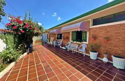 Casa com 4 quartos à venda na rua teófilo braga, 515, jardim nossa senhora auxiliadora, campinas, 234 m2 por r$ 900.000