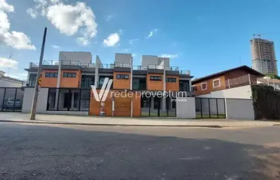 Casa em condomínio fechado com 3 quartos para alugar na rua hermínio humberto bertani, 740, jardim das paineiras, campinas, 135 m2 por r$ 9.000