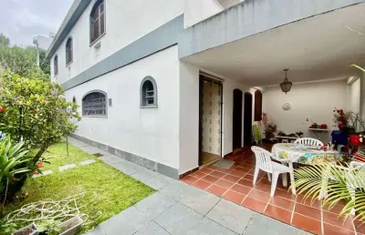 Casa com 3 quartos à venda na Rua Enguaguaçu, Ponta da Praia, Santos