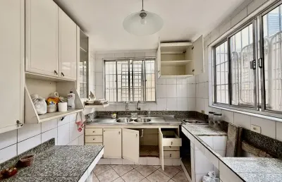 Casa com 3 quartos à venda na Rua Adolfo Lutz, 218, Ponta da Praia, Santos