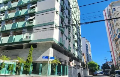 4 dormitórios, 2 suítes, 2 vagas, 202 m², 50m da praia