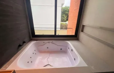 Casa à venda em rio de janeiro, barra da tijuca, com 5 suítes, com 420 m², pedra de itaúna