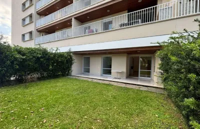 Apartamento garden com 02 dormitórios no itaguá em ubatuba.