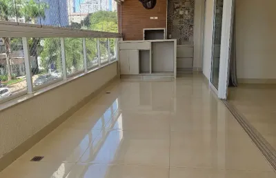 Alto padrão no setor bueno: 4 suítes, sacada gourmet e lazer completo!