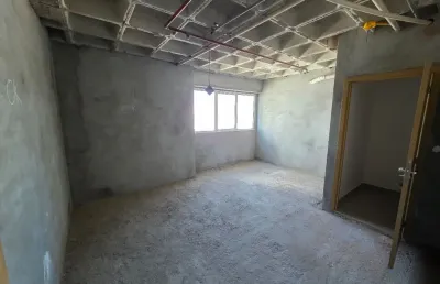 Oportunidade: sala comercial nova no setor marista para profissionais!