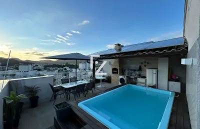 Cobertura duplex com piscina e vista livre com energia solar, 165m2 de exclusividade