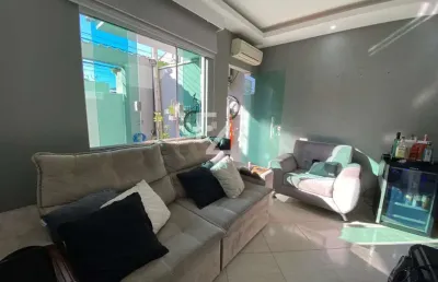 Casa em condomínio fechado com 2 quartos à venda na Taquara, Rio de Janeiro 