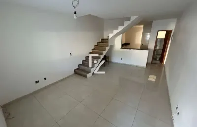 Triplex 3 suítes com  terraço em condomínio fechado na taquara