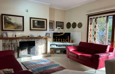 Apartamento amplo, bem distribuído e com localização excepcional no centro de capivari
