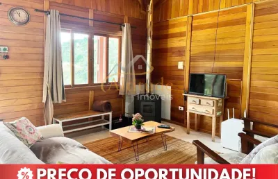 Oportunidade: casa com 3 dormitórios e amplo terreno em meio à natureza