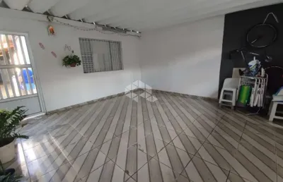 Casa geminada a venda na praia grande, no bairro tupi, cmo 2 quartos e 2 vagas