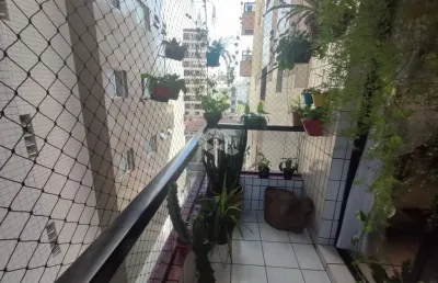 Apartamento mobiliado na praia grande, bairro boqueirão, com 1 quarto e 1 vaga.