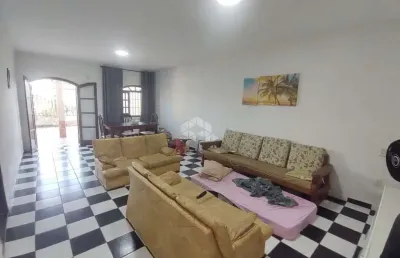 Casa a venda em mongagua, bairro florida mirim, com 5 quartos, 2 suites e 6 vagas