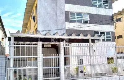 Kitnet a venda na praia grande, bairro ocian, com 1 quarto e 1 banheiro
