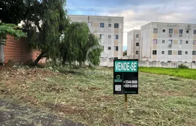 Terreno à venda na Rua Tanganica, s/n, Ouro Verde, Londrina
