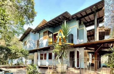 Belíssima casa à venda com 4 suítes no condomínio forest hills - natureza e clube completo. estilo, privacidade e bom gosto!