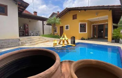Ótima casa à venda no condomínio residence plaza – região da granja viana ii