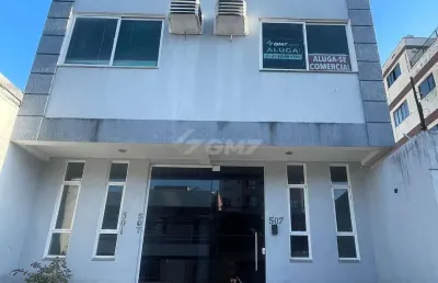 Sobrado  comercial para locação anual nas nações em  balneário camboriú