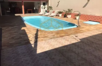 Casa com piscina e 4 dormitorios á venda no vila união- campinas/sp
